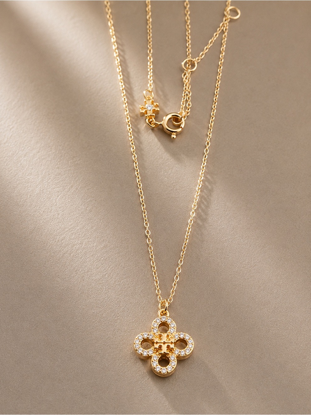 ✨ Tory Burch 18K GP GOLD Kira Clover Pave Logo Pendant Necklace - Picture 5 of 8